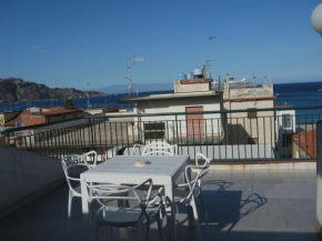 Nino's Apartments Giardini Naxos